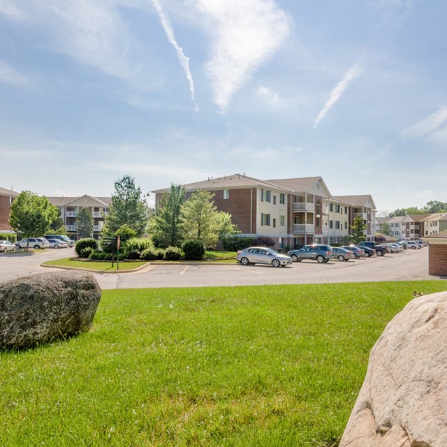 Big Creek Apartments In Parma Oh Apartments For Rent In